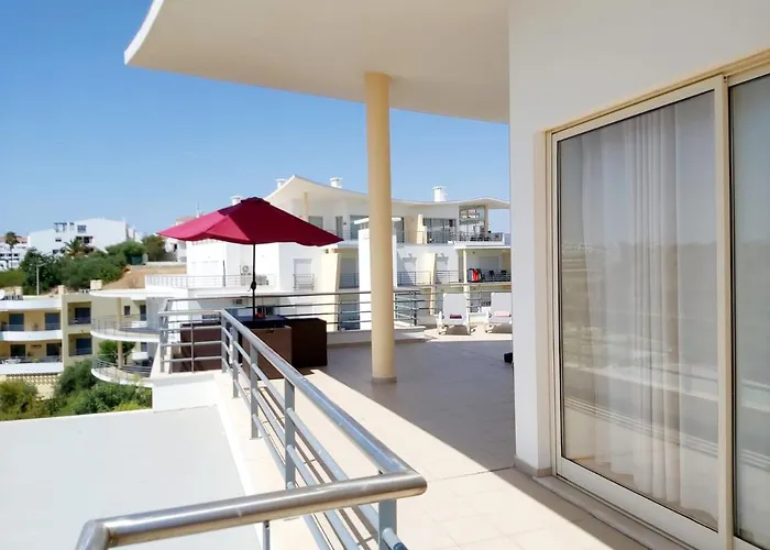 Sea View Penthouse In Apartman *