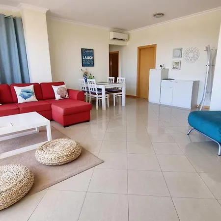 Sea View Penthouse In Αλμπουφέιρα